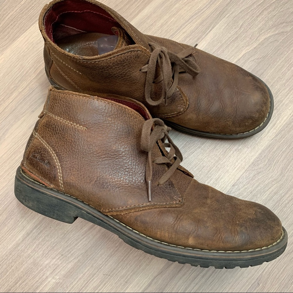 Clarks Men’s Brown Leather Chukka Boots 10.5